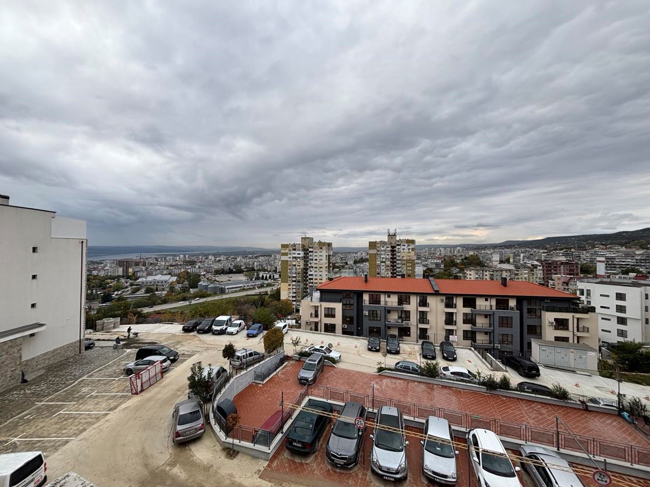 Варна 2-стаен 