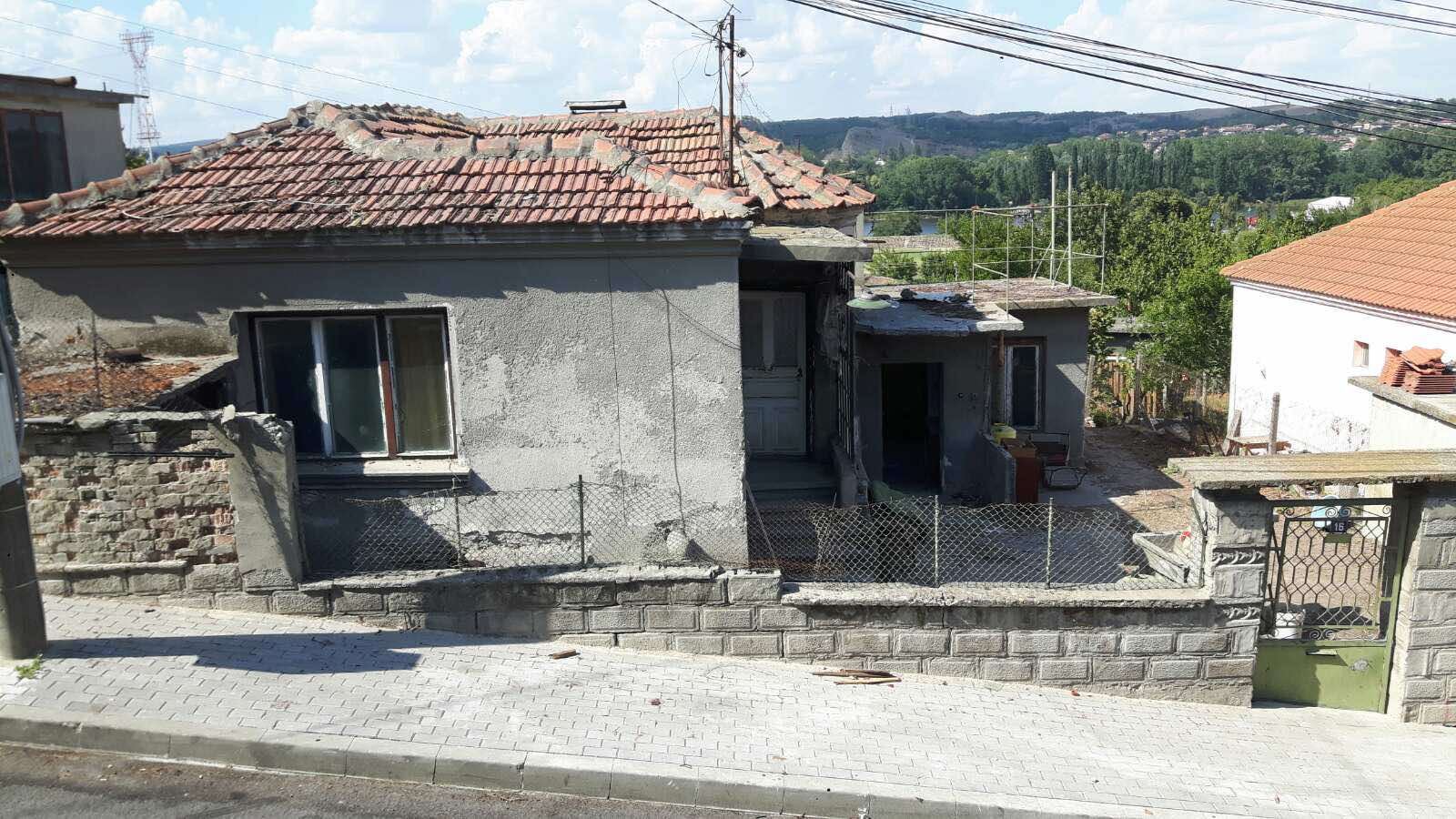 Къща , гр.Белослав, Варна обл.