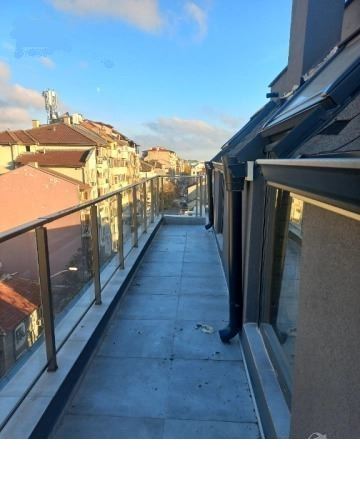 3-стаен , Колхозен пазар, Варна