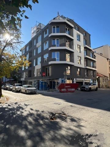 3-стаен , Колхозен пазар, Варна