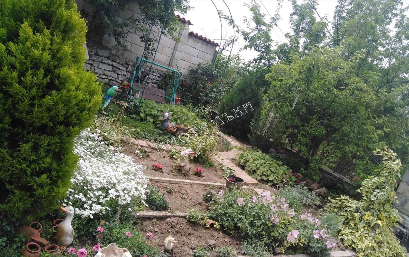 Къща , с.Константиново, Варна обл.