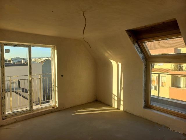 3-стаен , Колхозен пазар, Варна